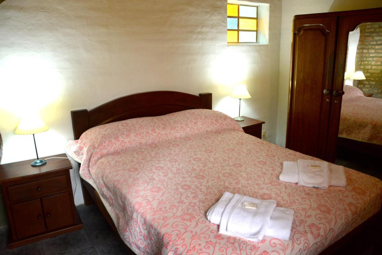 La Toma Complejo De Montana - Cabanas Y Habitaciones En Hosteria Mina Clavero Luaran gambar