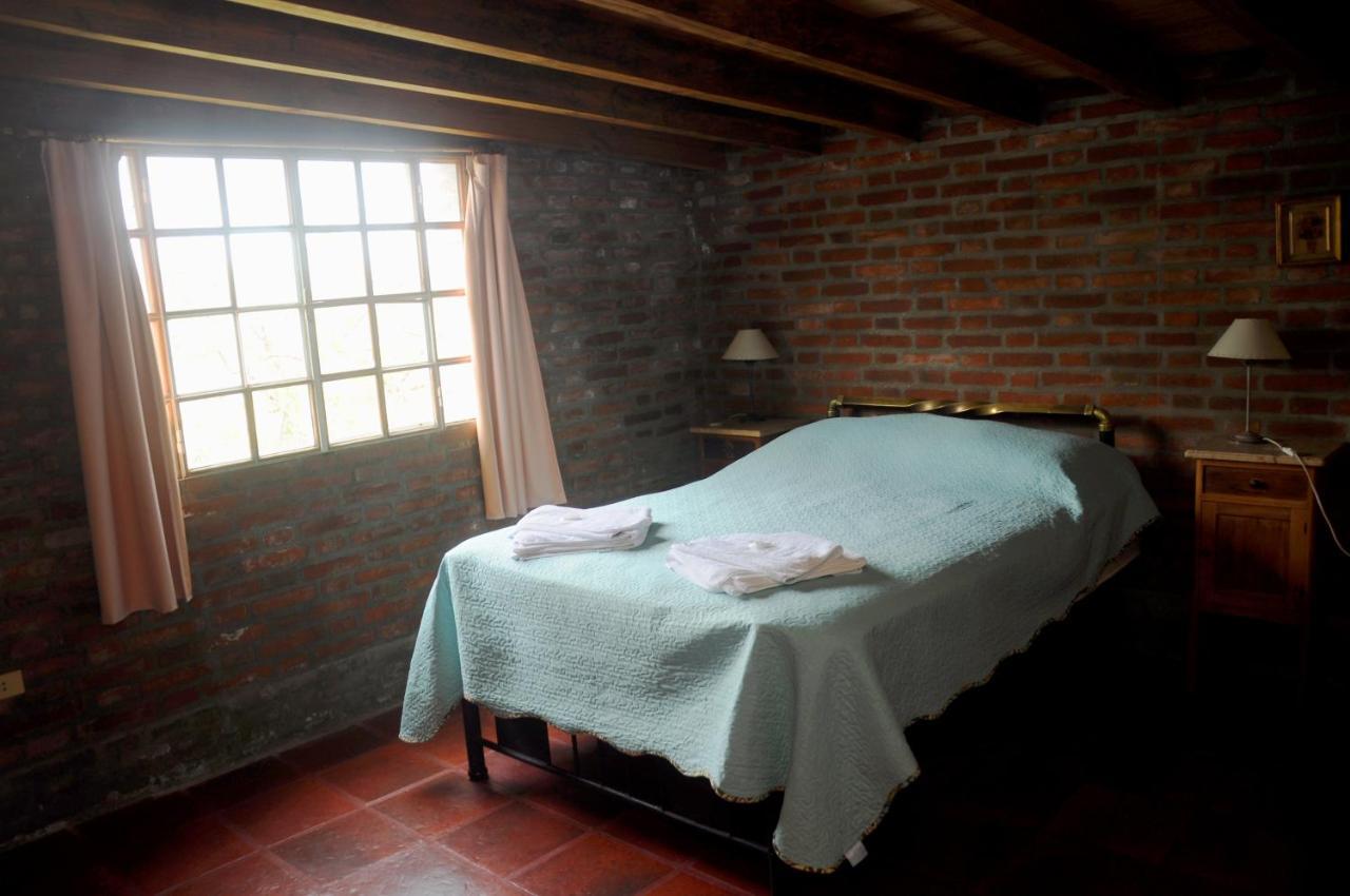 La Toma Complejo De Montana - Cabanas Y Habitaciones En Hosteria Mina Clavero Luaran gambar