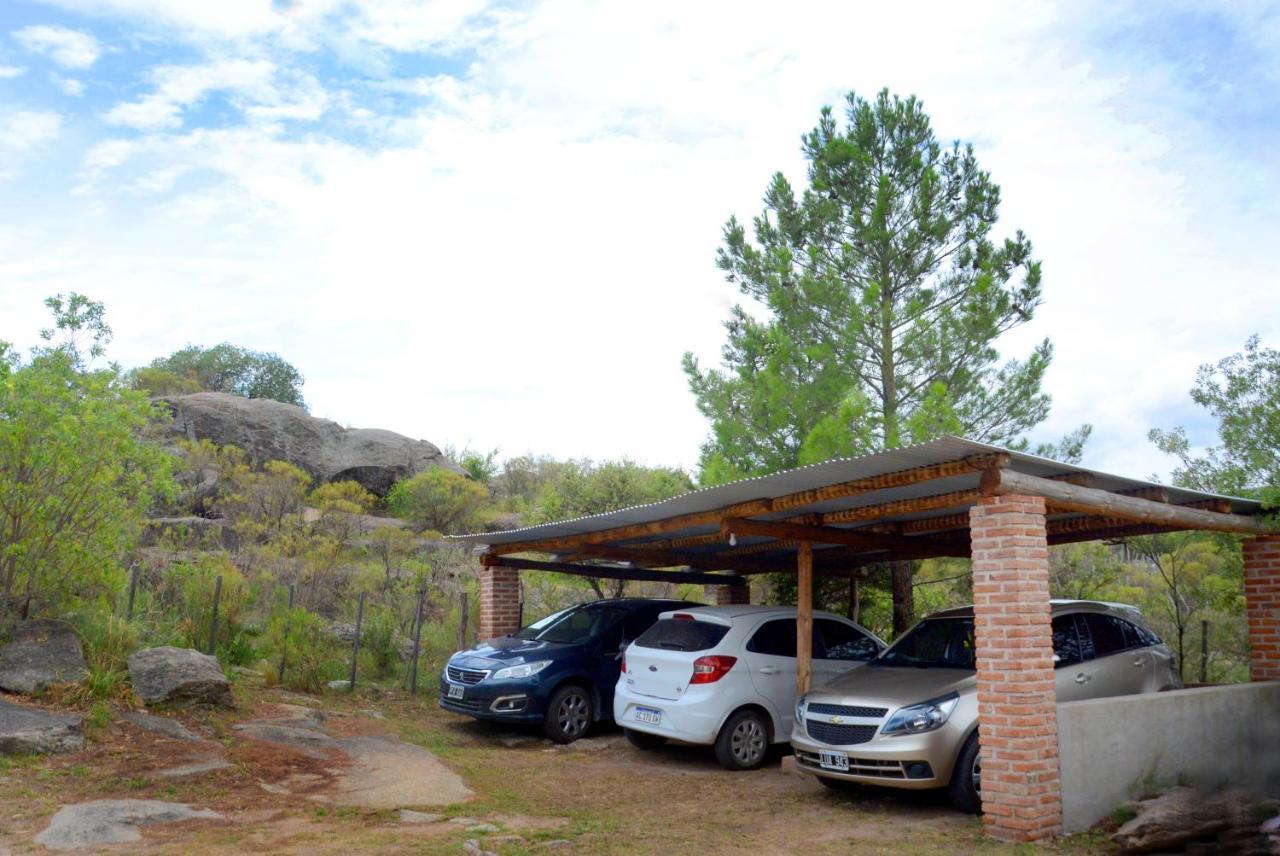 La Toma Complejo De Montana - Cabanas Y Habitaciones En Hosteria Mina Clavero Luaran gambar