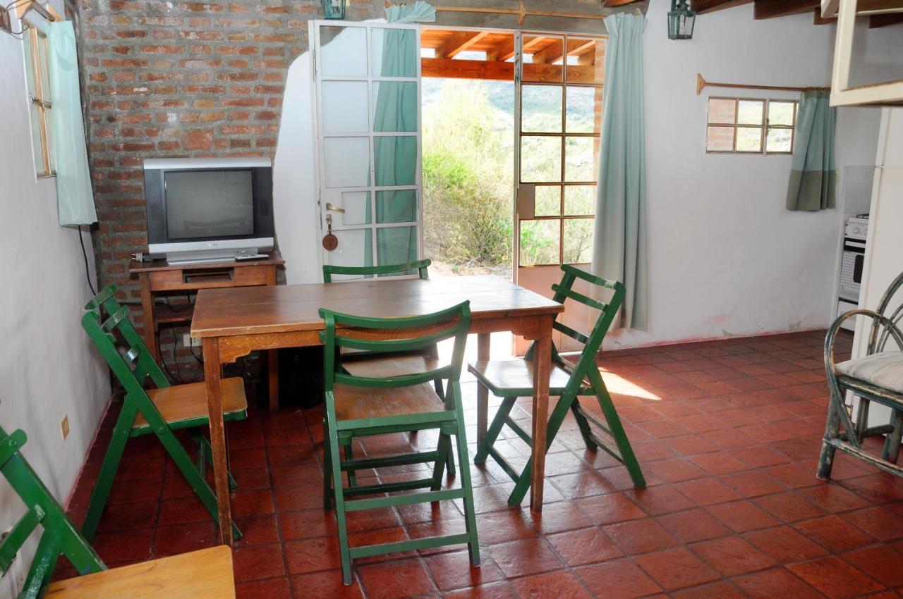 La Toma Complejo De Montana - Cabanas Y Habitaciones En Hosteria Mina Clavero Luaran gambar
