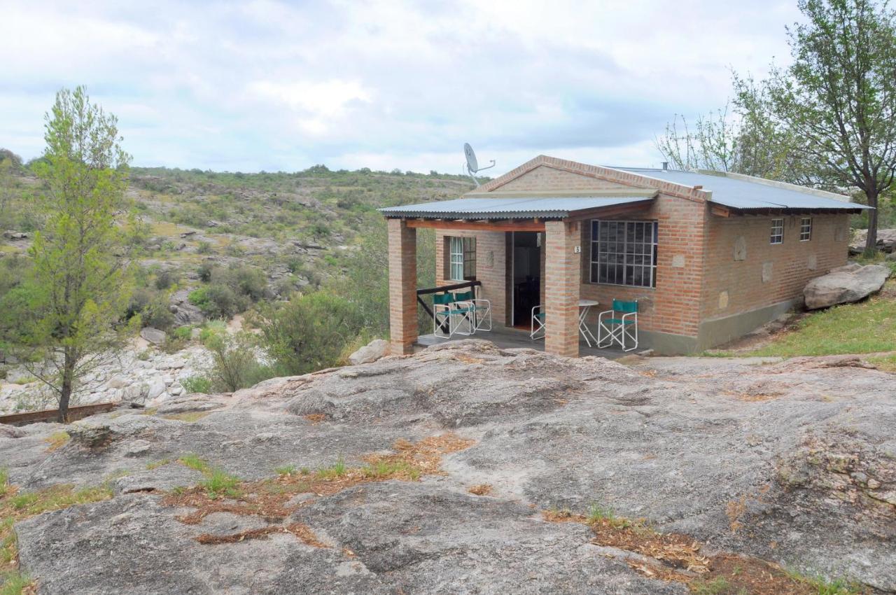 La Toma Complejo De Montana - Cabanas Y Habitaciones En Hosteria Mina Clavero Luaran gambar
