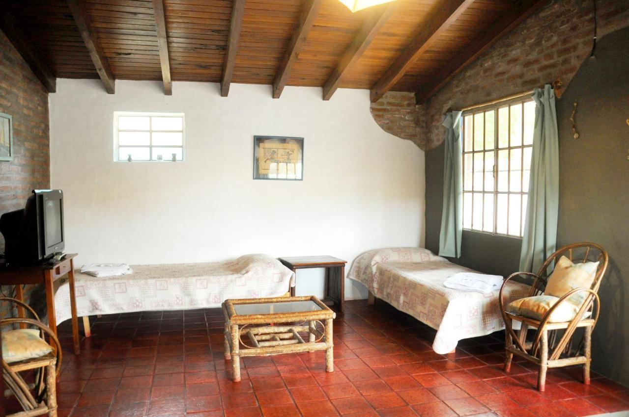 La Toma Complejo De Montana - Cabanas Y Habitaciones En Hosteria Mina Clavero Luaran gambar