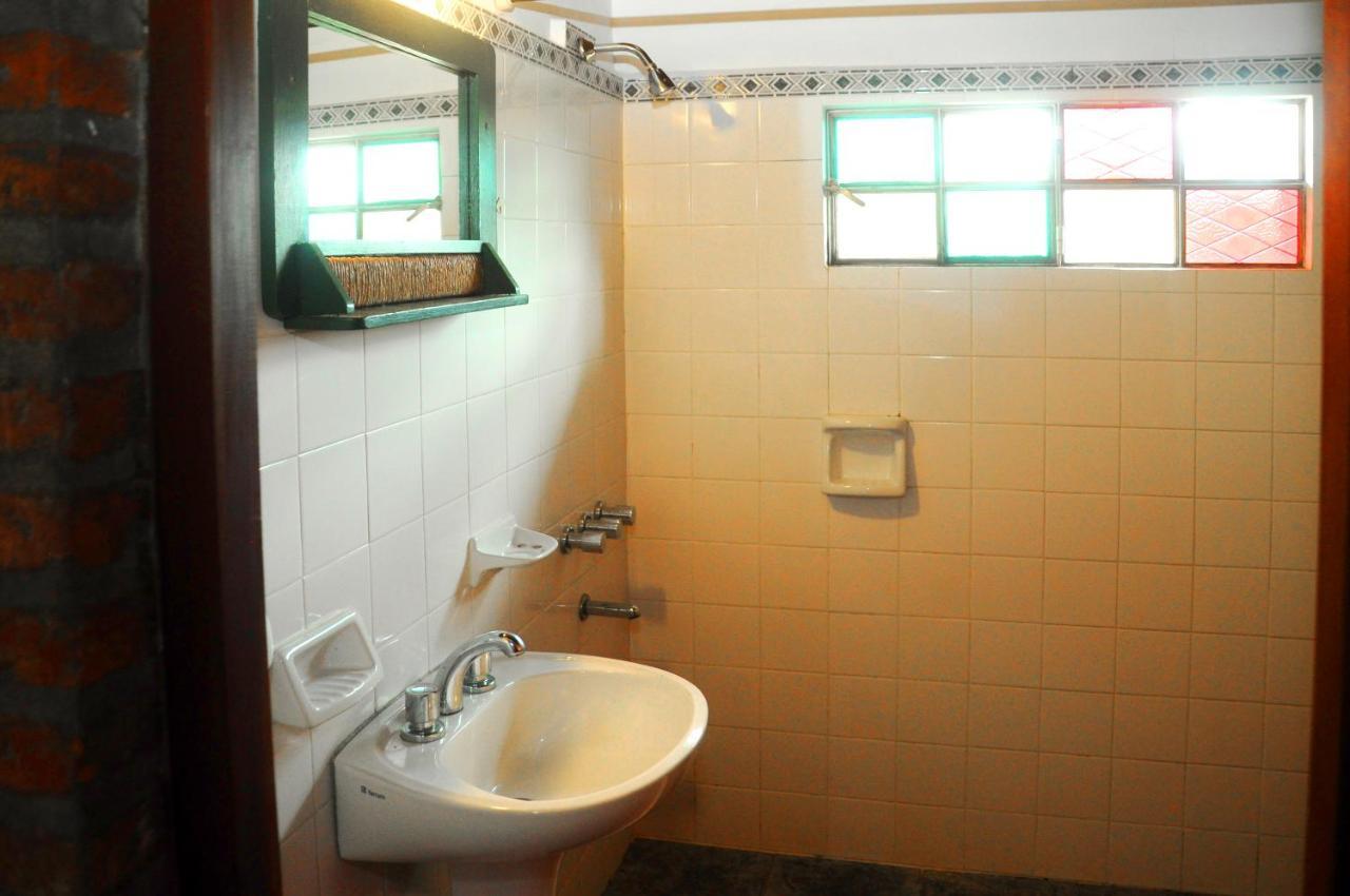 La Toma Complejo De Montana - Cabanas Y Habitaciones En Hosteria Mina Clavero Luaran gambar