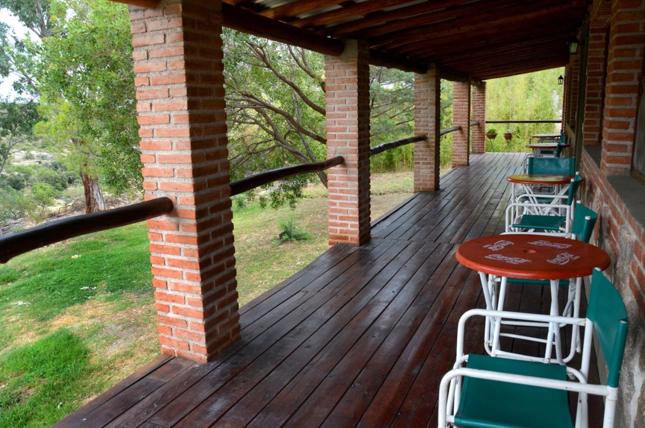 La Toma Complejo De Montana - Cabanas Y Habitaciones En Hosteria Mina Clavero Luaran gambar