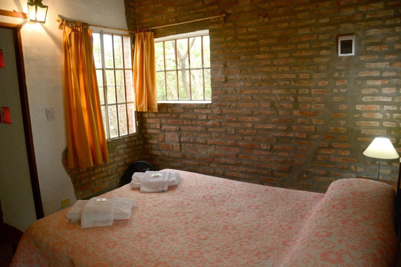 La Toma Complejo De Montana - Cabanas Y Habitaciones En Hosteria Mina Clavero Luaran gambar